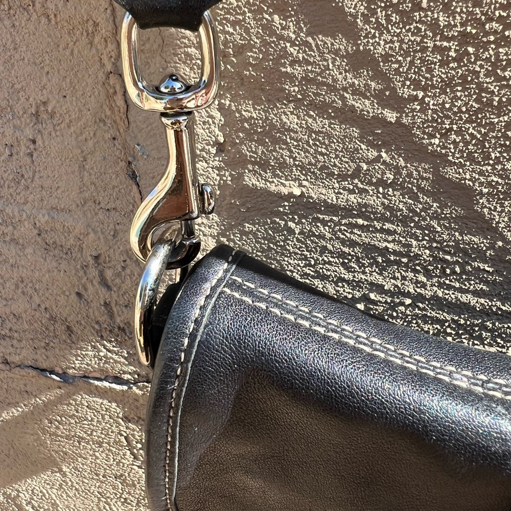 Coach Black Crossbody Bag SoHo Mini Y2K with Buckle Excellent Condition - Picture 5 of 10
